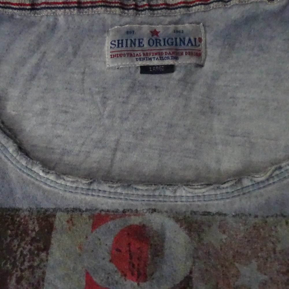 Shine Original Graphic Tee Large - Picture 2 of 5